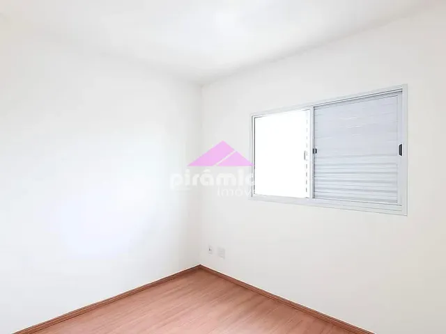 Apartamento 2 quartos e 1 banheiro, à venda, no bairro Jardim Flórida em Jacareí