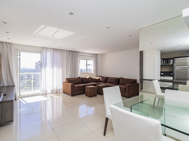 Apartamento 3 quartos e 2 banheiros, à venda, no bairro Portão em Curitiba