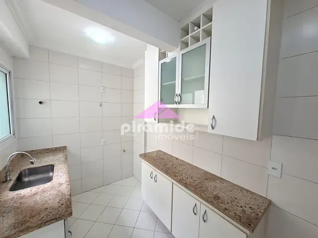 Apartamento com 80m² 3 quartos e 2 banheiros, para alugar, no bairro Jardim Apolo II em São José dos Campos
