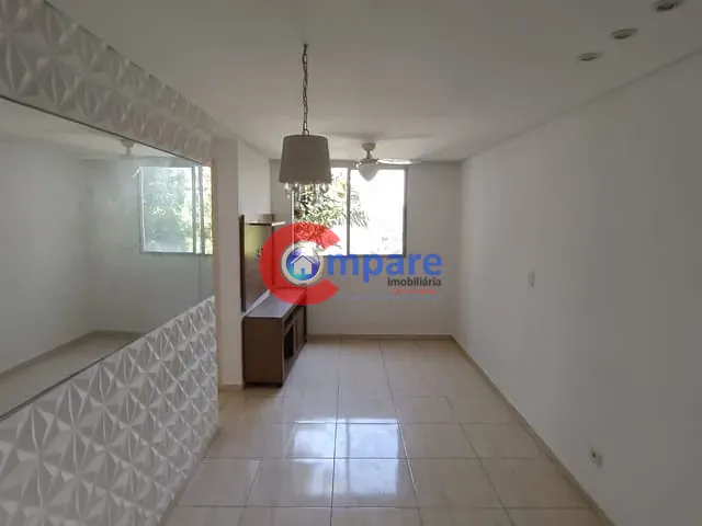 Apartamento com 45m² 2 quartos e 1 banheiro, à venda ou para alugar, no bairro Água Chata em Guarulhos