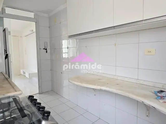 Apartamento 2 quartos e 1 banheiro, à venda ou para alugar, no bairro Jardim Satélite em São José dos Campos