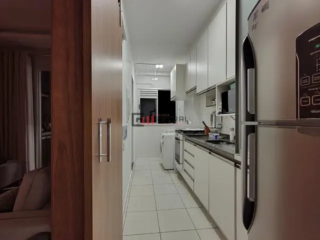 Apartamento 3 quartos e 2 banheiros, à venda, no bairro Aurora em Londrina