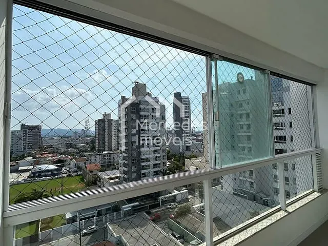Apartamento com 80m² 2 quartos e 2 banheiros, à venda, no bairro Vila Operária em Itajaí