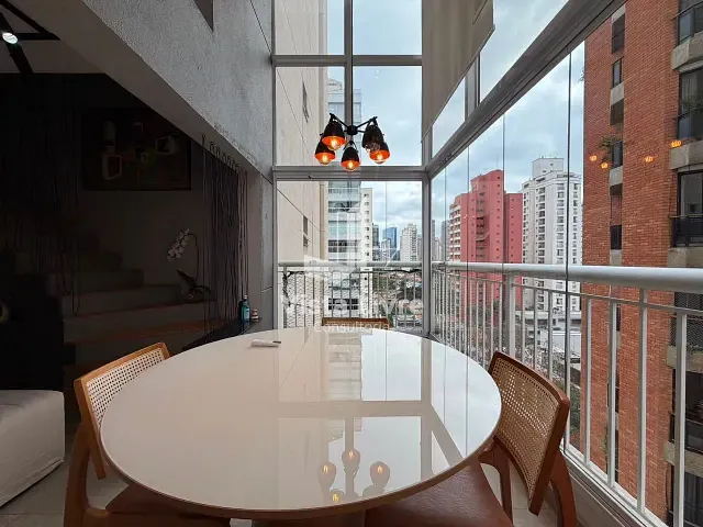 Apartamento com 80m² 1 quarto e 1 banheiro, à venda, no bairro Vila Nova Conceição em São Paulo
