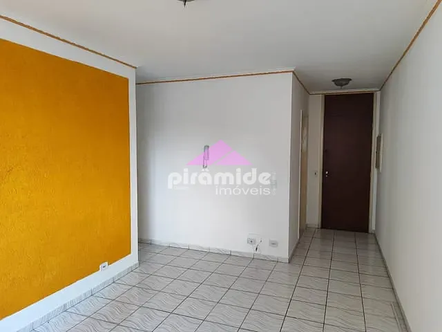 Apartamento com 70m² 2 quartos e 2 banheiros, para alugar, no bairro Centro em São José dos Campos