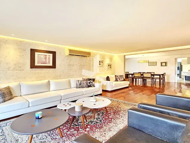Apartamento com 200m² 3 quartos e 3 banheiros, à venda, no bairro Brooklin Novo em São Paulo