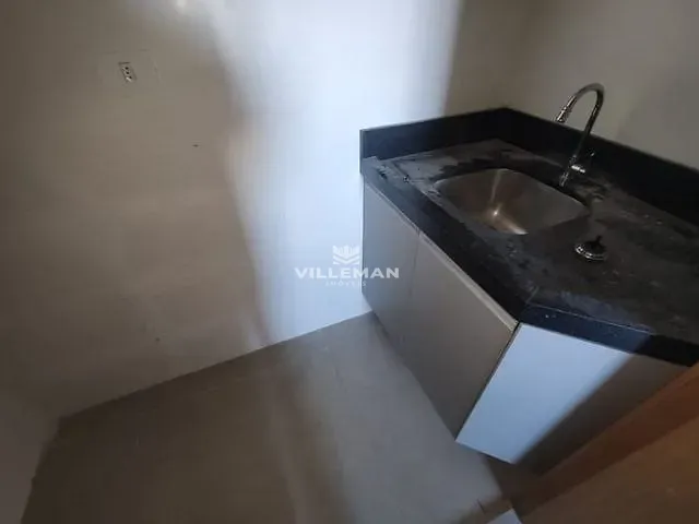 Apartamento com 145m² 3 quartos e 2 banheiros, à venda, no bairro Centro em Maringá
