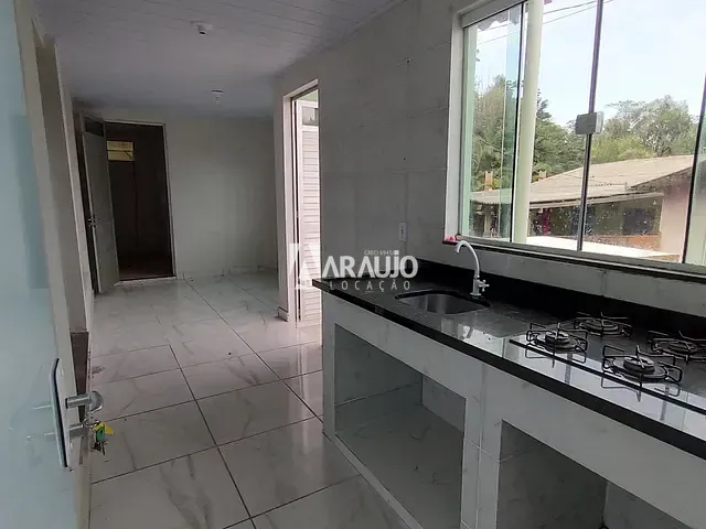 Casa 2 quartos e 1 banheiro, para alugar, no bairro Santa Lídia em Penha