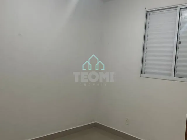 Apartamento 2 quartos e 1 banheiro, para alugar, no bairro Parque Senhor do Bonfim em Taubaté