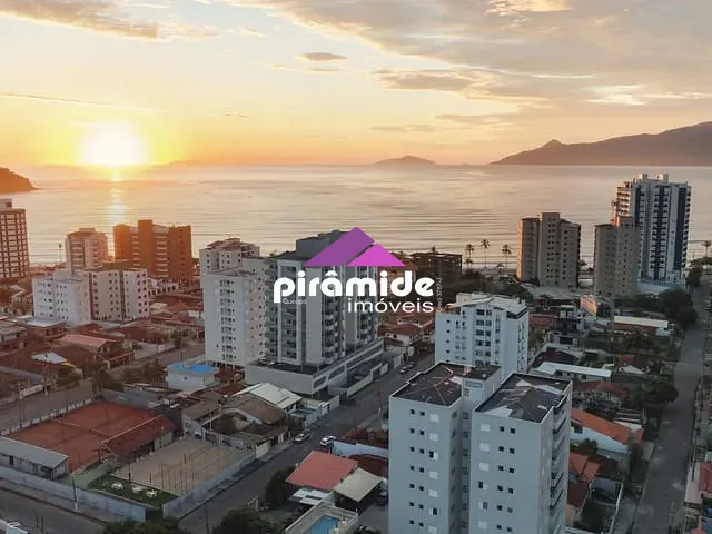 Apartamento 1 quarto e 2 banheiros, à venda, no bairro Martin de Sá em Caraguatatuba