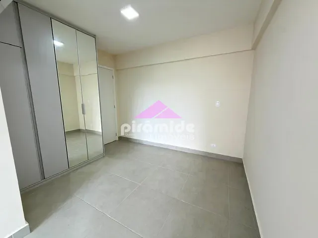 Apartamento 2 quartos e 2 banheiros, para alugar, no bairro Parque Residencial Aquarius em São José dos Campos