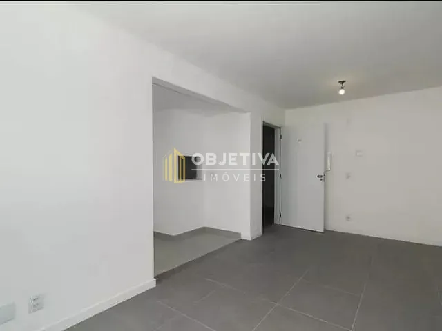 Apartamento 2 quartos e 1 banheiro, para alugar, no bairro Jardim Sabará em Porto Alegre