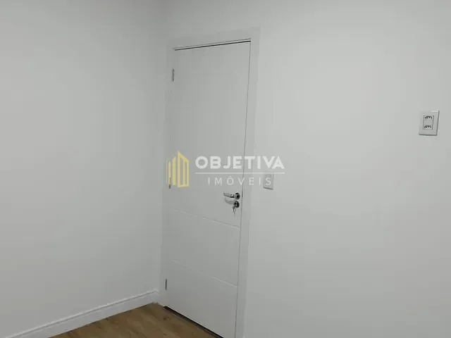 Apartamento 1 quarto e 1 banheiro, à venda, no bairro Farroupilha em Porto Alegre