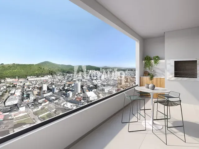Apartamento com 126m² 2 quartos e 3 banheiros, à venda, no bairro Vila Operária em Itajaí