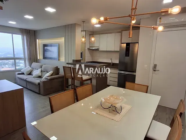 Apartamento 2 quartos e 2 banheiros, para alugar, no bairro Centro em Balneário Piçarras