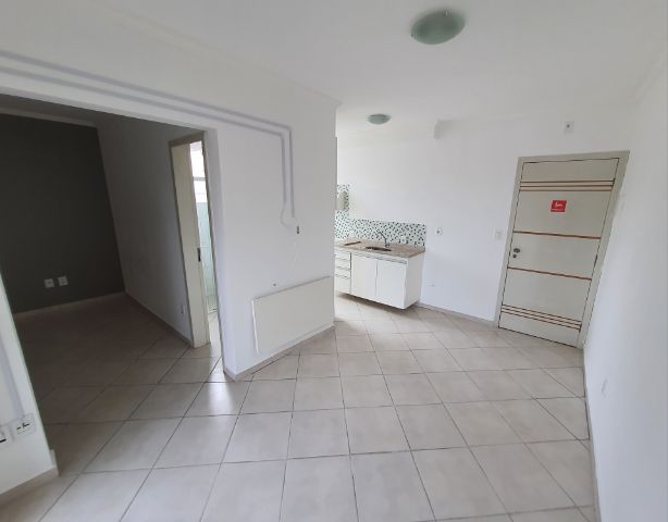Apartamento 1 quarto e 1 banheiro, à venda, no bairro Santana em Pindamonhangaba
