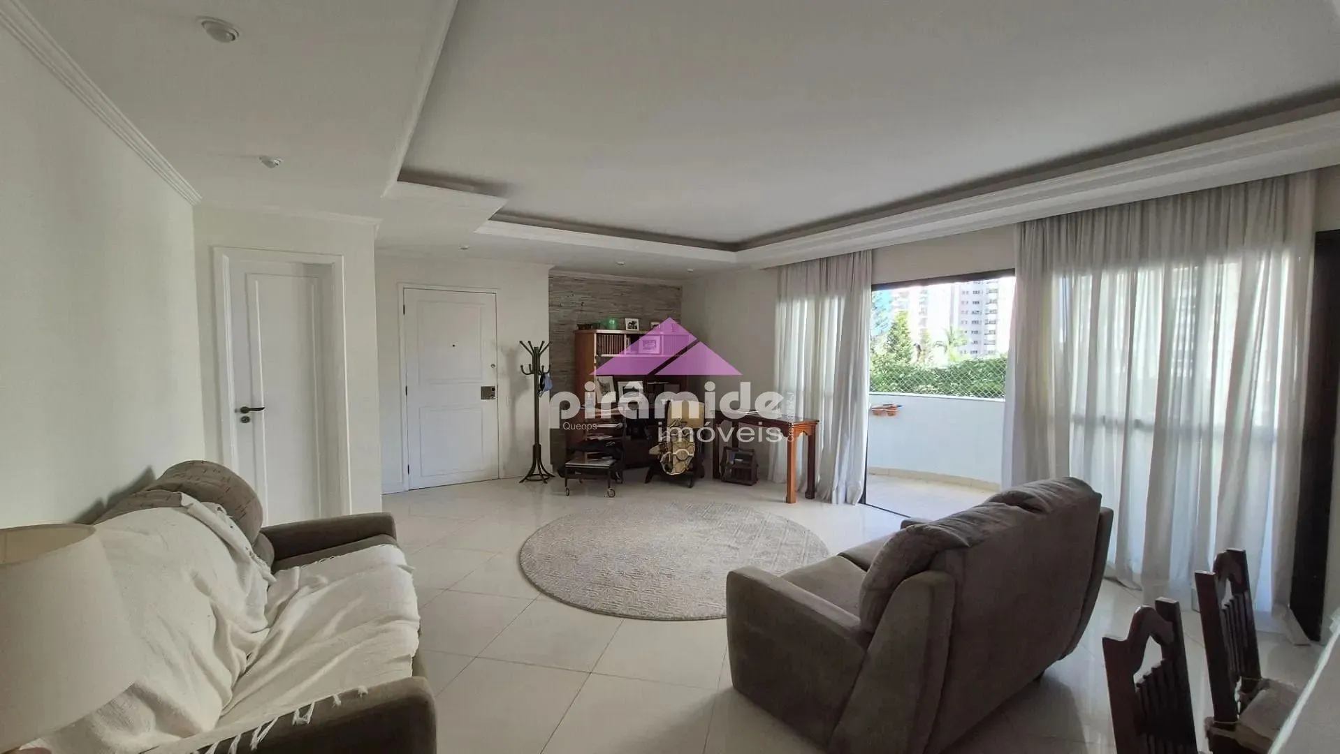 Apartamento, 4 quartos, 190 m² - Foto 1