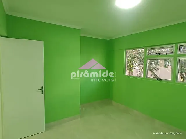 Apartamento 2 quartos e 1 banheiro, para alugar, no bairro Vila Rossi em São José dos Campos