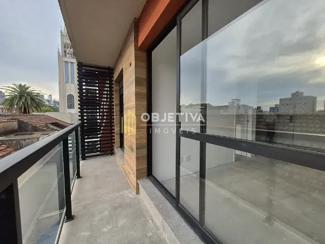 Apartamento 2 quartos e 2 banheiros, à venda, no bairro Petrópolis em Porto Alegre