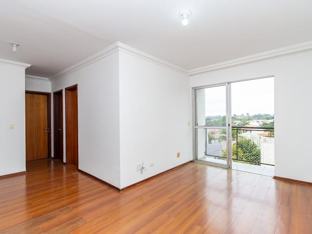 Apartamento 3 quartos e 2 banheiros, à venda, no bairro Vista Alegre em Curitiba
