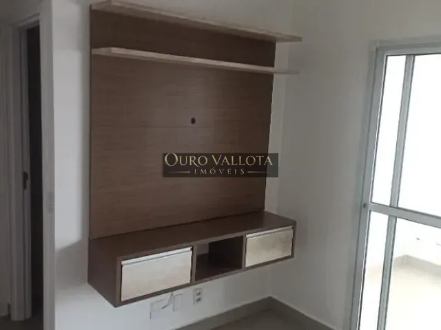 Apartamento 2 quartos e 1 banheiro, para alugar, no bairro Quarta Parada em São Paulo