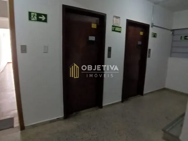 Apartamento 2 quartos e 1 banheiro, à venda, no bairro Centro Histórico em Porto Alegre