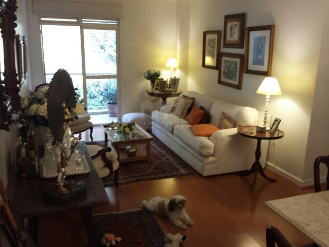 Apartamento à venda, no bairro Coronel Veiga em Petrópolis