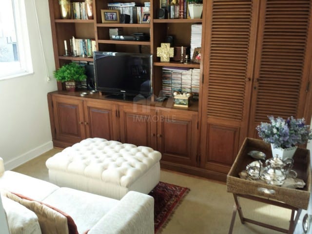 Apartamento à venda, no bairro Coronel Veiga em Petrópolis