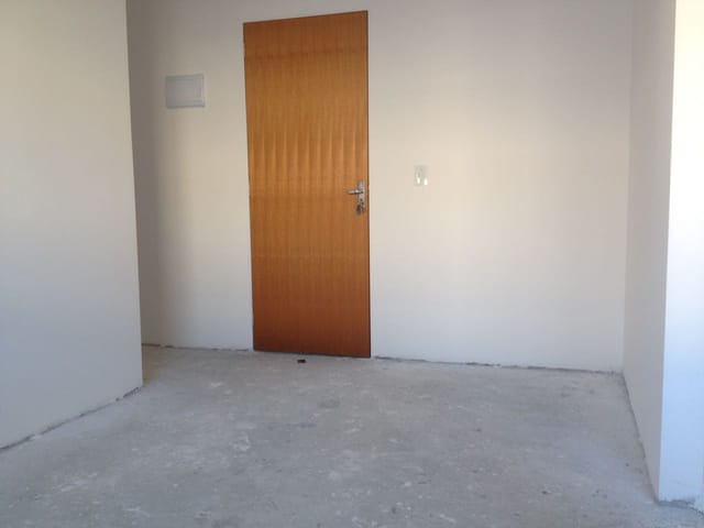 Apartamento 2 quartos e 1 banheiro, à venda, no bairro Residencial e Comercial Cidade Morumbi em Pindamonhangaba