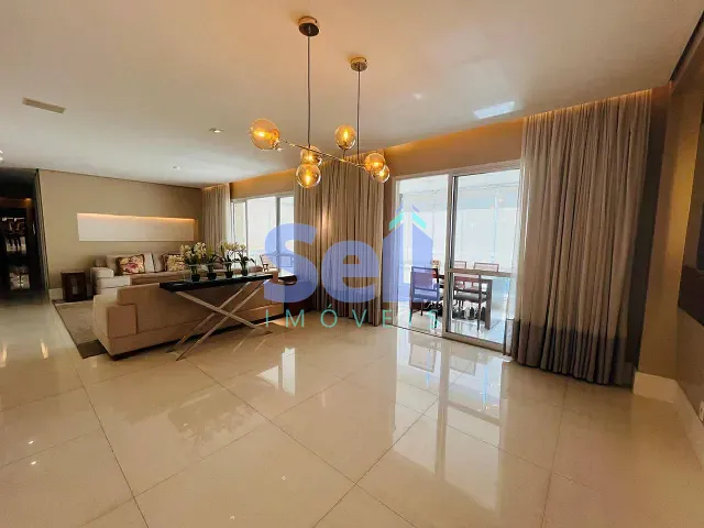 Apartamento com 200m² 4 quartos e 5 banheiros, à venda, no bairro Vila Andrade em São Paulo
