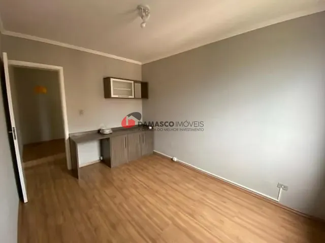 Apartamento 2 quartos e 1 banheiro, para alugar, no bairro Taboão em São Bernardo do Campo