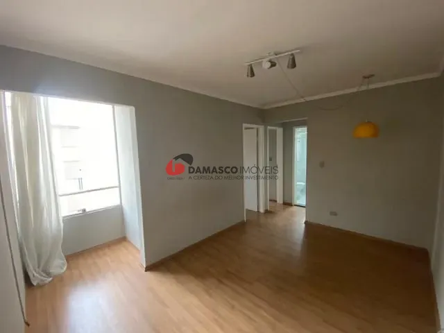 Apartamento 2 quartos e 1 banheiro, para alugar, no bairro Taboão em São Bernardo do Campo