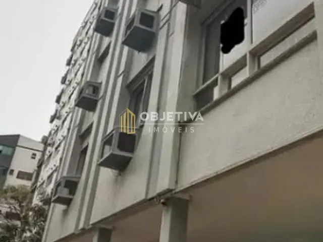 Apartamento 3 quartos e 3 banheiros, à venda, no bairro Petrópolis em Porto Alegre