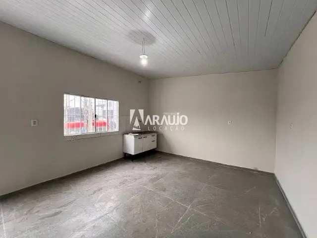 Apartamento 2 quartos e 1 banheiro, para alugar, no bairro São João em Itajaí