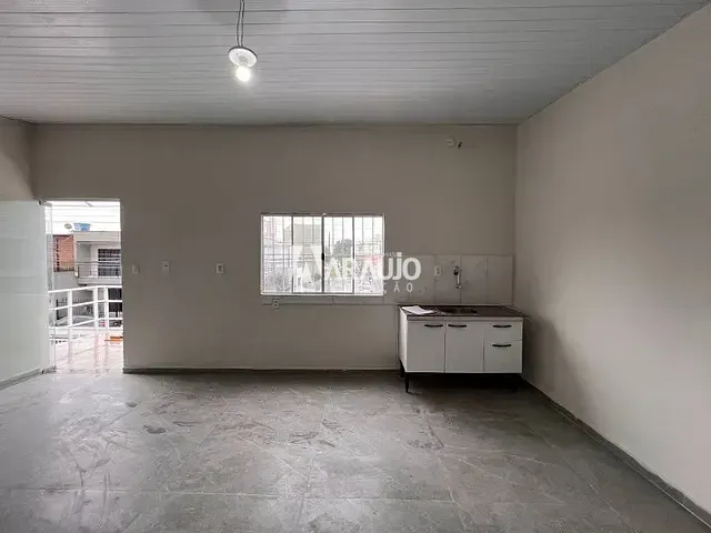 Apartamento 2 quartos e 1 banheiro, para alugar, no bairro São João em Itajaí