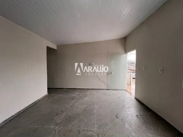 Apartamento 2 quartos e 1 banheiro, para alugar, no bairro São João em Itajaí