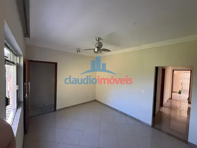 Apartamento 3 quartos e 2 banheiros, à venda, no bairro Ano Bom em Barra Mansa