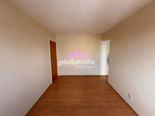 Apartamento 2 quartos e 1 banheiro, para alugar, no bairro Centro em São José dos Campos