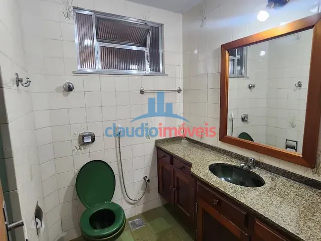 Apartamento 3 quartos e 3 banheiros, para alugar, no bairro Centro em Barra Mansa