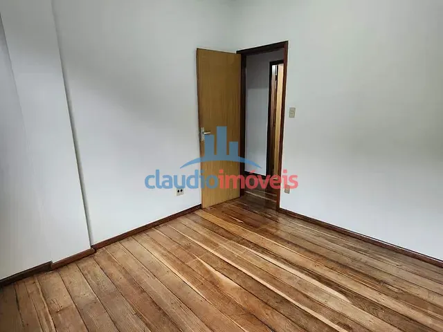 Apartamento 3 quartos e 3 banheiros, para alugar, no bairro Centro em Barra Mansa