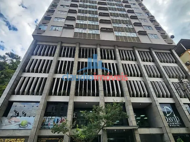 Apartamento 3 quartos e 3 banheiros, para alugar, no bairro Centro em Barra Mansa