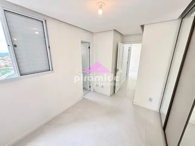 Apartamento 2 quartos e 2 banheiros, para alugar, no bairro Jardim das Indústrias em São José dos Campos