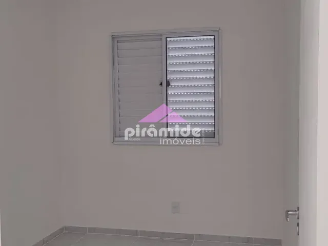 Apartamento 2 quartos e 1 banheiro, à venda, no bairro Jardim Ismênia em São José dos Campos