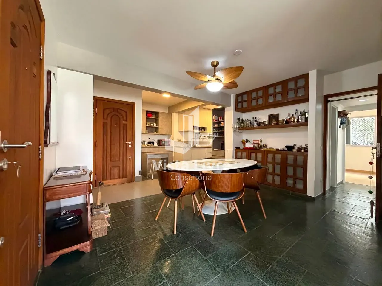 Apartamento, 3 quartos, 100 m² - Foto 1