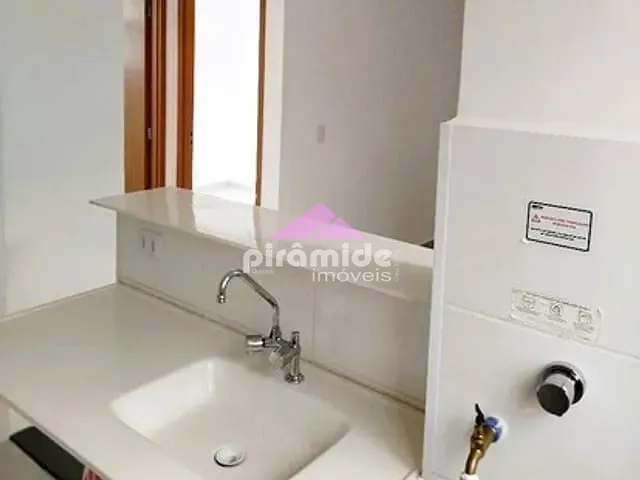Apartamento 2 quartos e 1 banheiro, para alugar, no bairro Residencial Frei Galvão em São José dos Campos