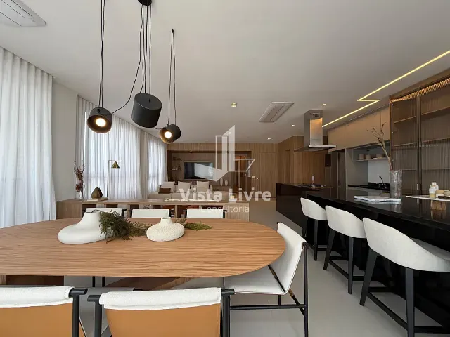 Apartamento com 150m² 2 quartos e 2 banheiros, à venda, no bairro Vila Nova Conceição em São Paulo