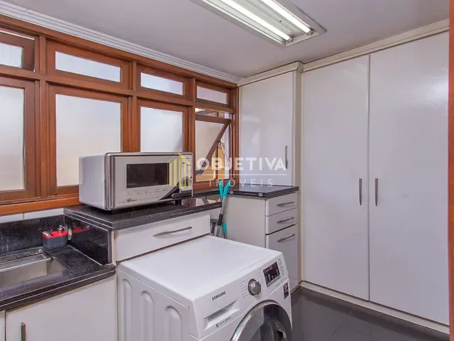 Apartamento 2 quartos e 2 banheiros, à venda, no bairro Santana em Porto Alegre