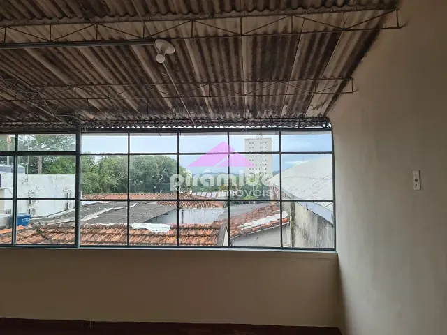 Apartamento 2 quartos e 2 banheiros, para alugar, no bairro Centro em São José dos Campos