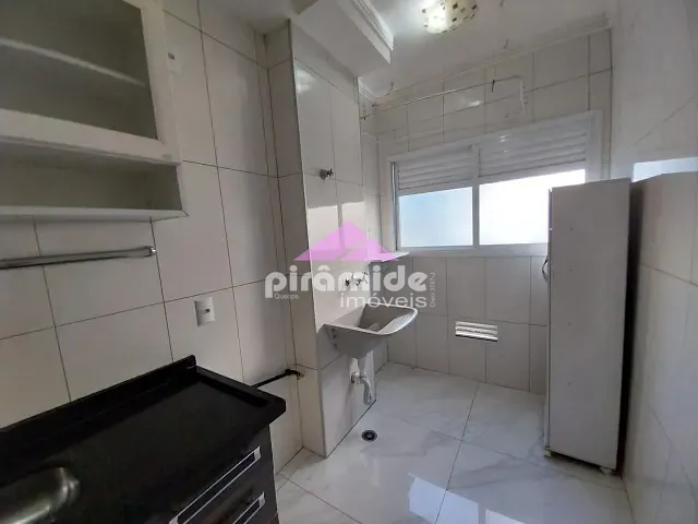 Apartamento 2 quartos e 1 banheiro, para alugar, no bairro Jardim Ismênia em São José dos Campos