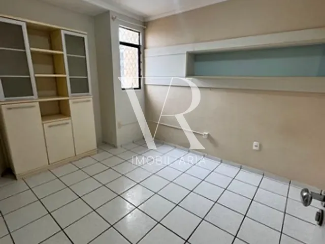 Apartamento 3 quartos e 3 banheiros, para alugar, no bairro Manaíra em João Pessoa
